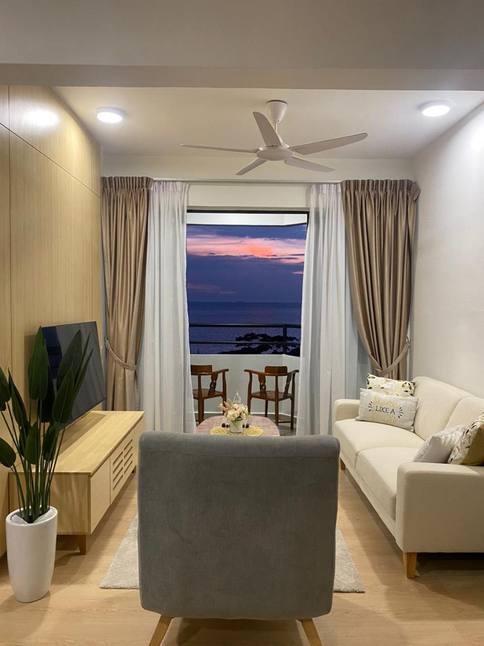 Pantai Puteri Melaka - Seaview 2 Bedroom Tanjung Kling Экстерьер фото